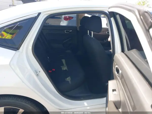 2HGFE2F22NH523105 2022 HONDA CIVIC - Image 8