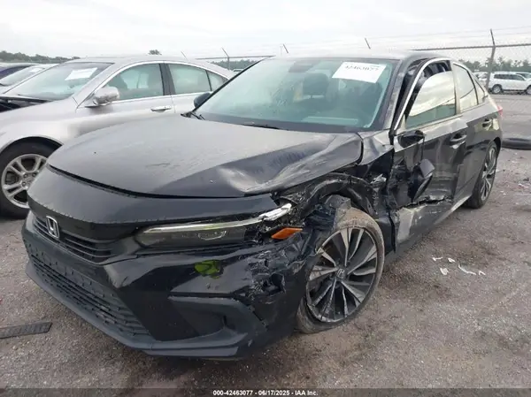 2HGFE2F22NH526358 2022 HONDA CIVIC - Image 2