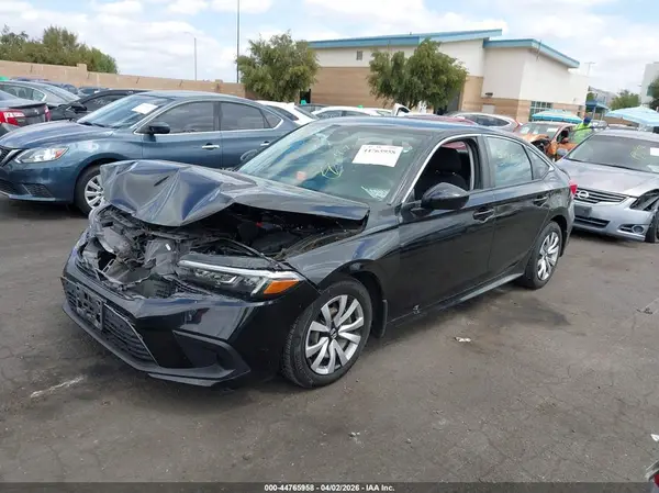 2HGFE2F22NH551972 2022 HONDA CIVIC - Image 2