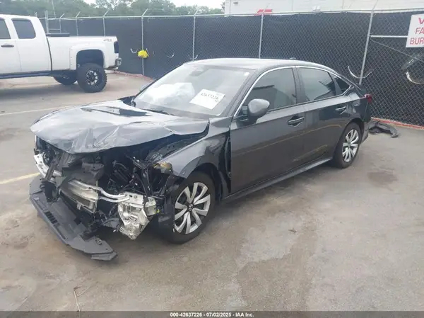 2HGFE2F22SH529580 2025 HONDA CIVIC - Image 2