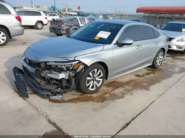 2HGFE2F22SH569433 2025 HONDA CIVIC - Image 2