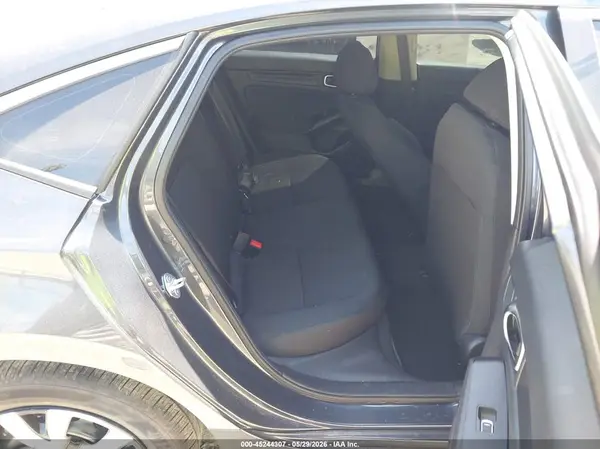 2HGFE2F22TH579056 2026 HONDA CIVIC - Image 8