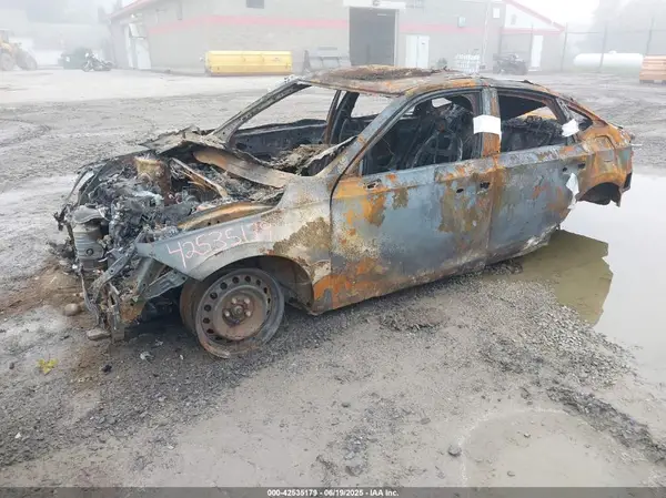 2HGFE2F23NH583636 2022 HONDA CIVIC - Image 2