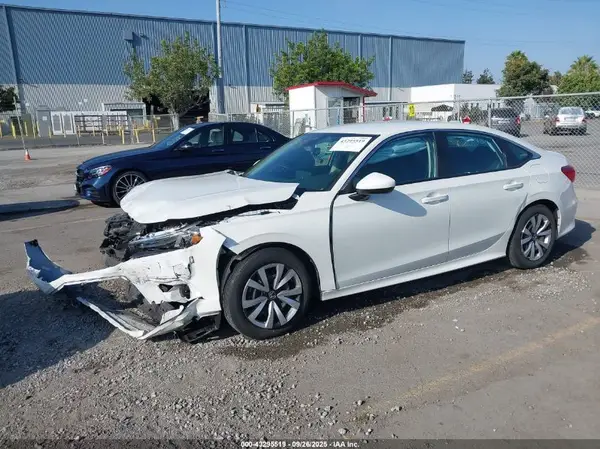 2HGFE2F24NH559507 2022 HONDA CIVIC - Image 2