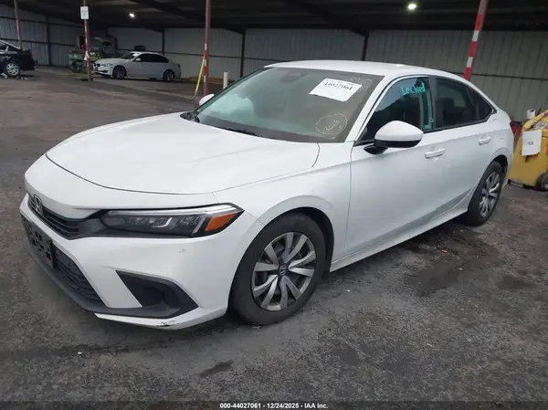 2HGFE2F25NH513068 2022 HONDA CIVIC - Image 2