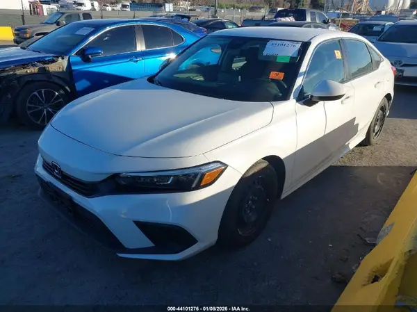 2HGFE2F25RH573146 2024 HONDA CIVIC - Image 2