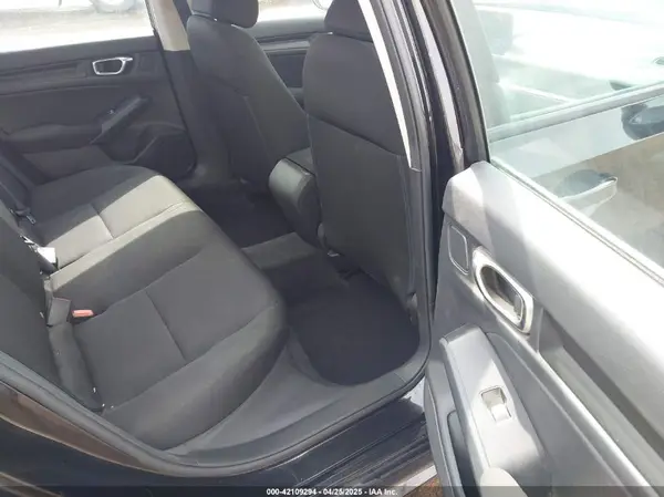 2HGFE2F26NH564045 2022 HONDA CIVIC - Image 8