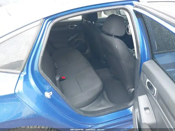 2HGFE2F26RH580879 2024 HONDA CIVIC - Image 8