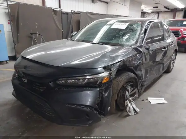 2HGFE2F26RH585211 2024 HONDA CIVIC - Image 2