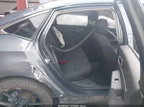 2HGFE2F27NH530048 2022 HONDA CIVIC - Image 8