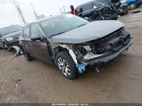 2HGFE2F28NH589979 2022 HONDA CIVIC - Image 1