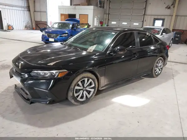 2HGFE2F28RH549228 2024 HONDA CIVIC - Image 2