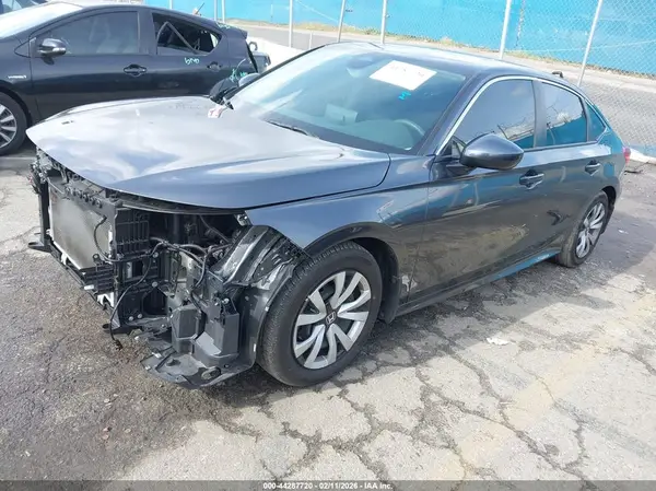 2HGFE2F28RH586022 2024 HONDA CIVIC - Image 2