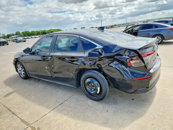 2HGFE2F29TH525379 2026 HONDA CIVIC - Image 2