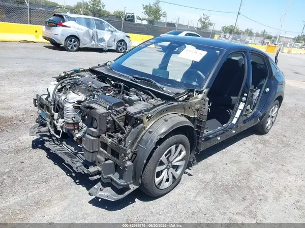 2HGFE2F2XNH553775 2022 HONDA CIVIC - Image 2