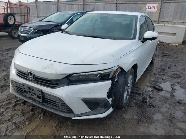 2HGFE2F33NH127774 2022 HONDA CIVIC - Image 2