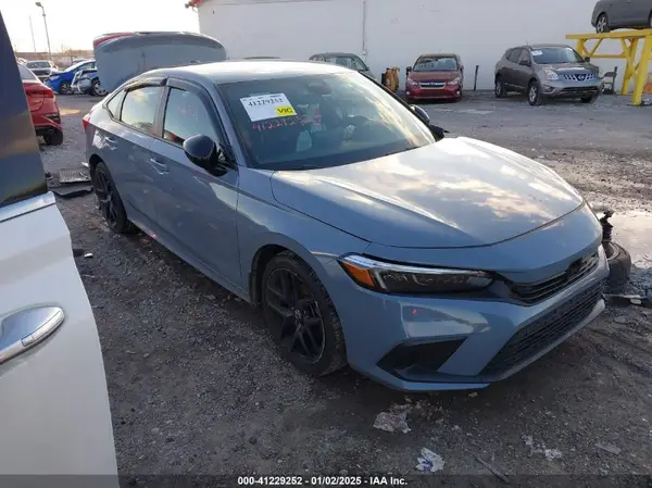 2HGFE2F50NH551561 2022 HONDA CIVIC - Image 1