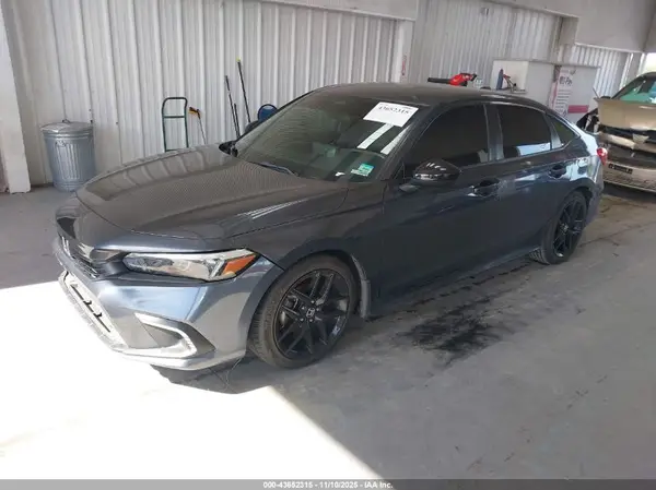 2HGFE2F50NH551687 2022 HONDA CIVIC - Image 2