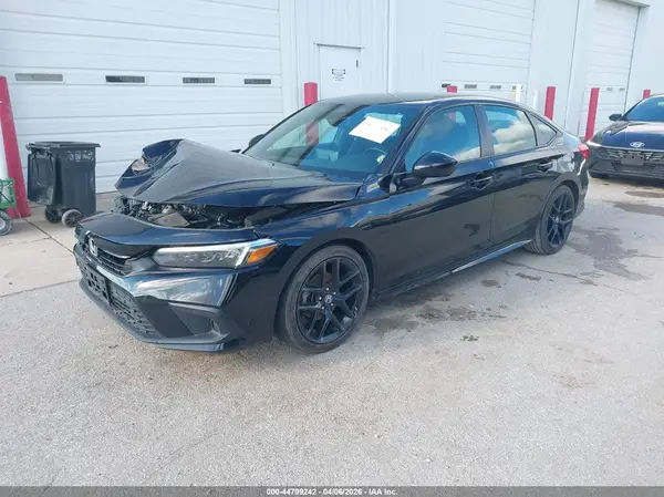 2HGFE2F50NH561927 2022 HONDA CIVIC - Image 2