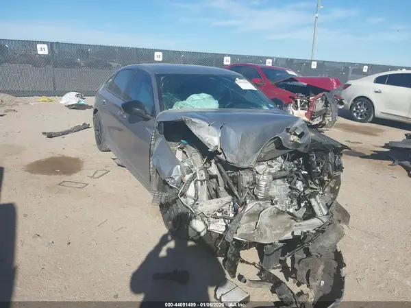 2HGFE2F50NH579022 2022 HONDA CIVIC - Image 1
