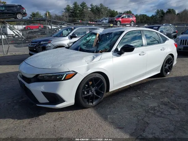 2HGFE2F50NH579666 2022 HONDA CIVIC - Image 2