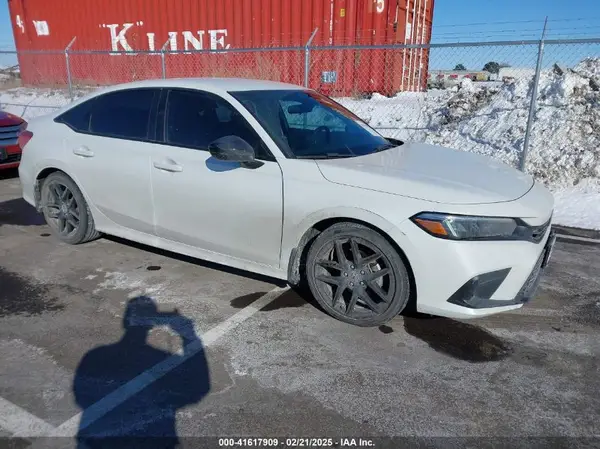 2HGFE2F50NH588352 2022 HONDA CIVIC - Image 1