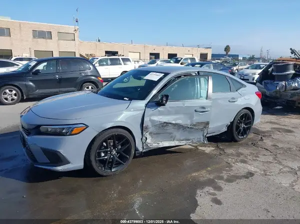 2HGFE2F50NH601438 2022 HONDA CIVIC - Image 2