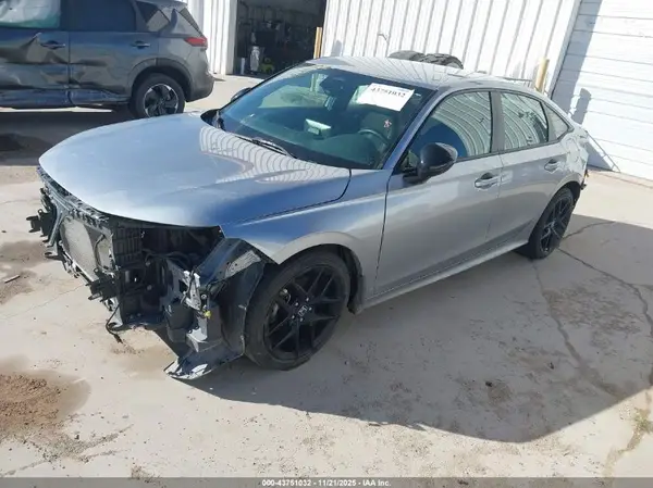 2HGFE2F50PH561445 2023 HONDA CIVIC - Image 2