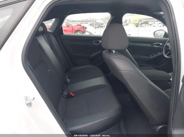 2HGFE2F50PH563888 2023 HONDA CIVIC - Image 8