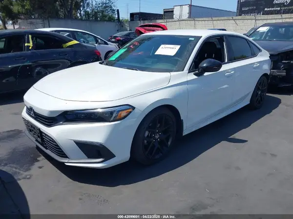 2HGFE2F50RH518677 2024 HONDA CIVIC - Image 2