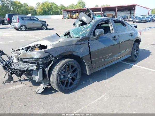 2HGFE2F50RH569810 2024 HONDA CIVIC - Image 2