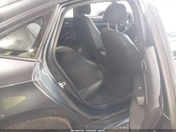 2HGFE2F50RH578359 2024 HONDA CIVIC - Image 8