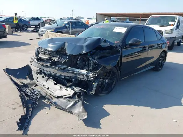 2HGFE2F50RH582136 2024 HONDA CIVIC - Image 2