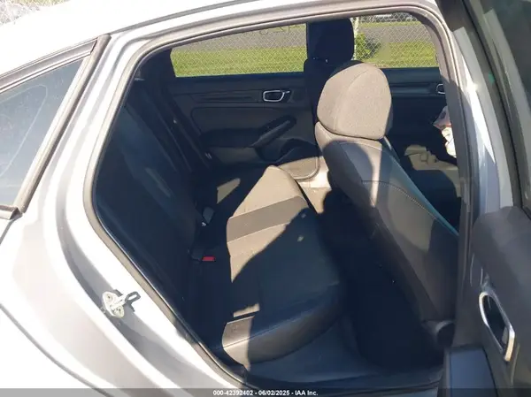 2HGFE2F50RH584632 2024 HONDA CIVIC - Image 8
