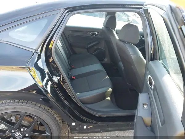 2HGFE2F50TH517777 2026 HONDA CIVIC - Image 8