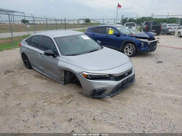 2HGFE2F51NH501882 2022 HONDA CIVIC - Image 1
