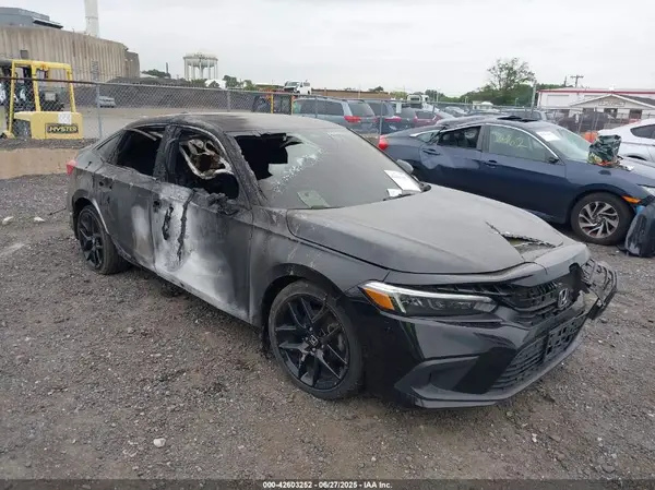 2HGFE2F51NH553996 2022 HONDA CIVIC - Image 1