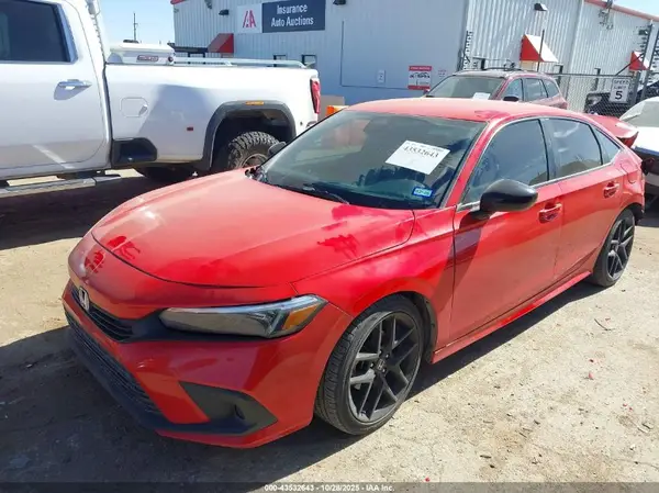 2HGFE2F51NH573861 2022 HONDA CIVIC - Image 2