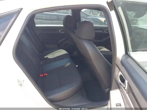 2HGFE2F51NH590207 2022 HONDA CIVIC - Image 8