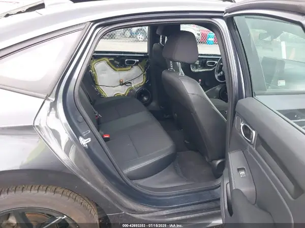 2HGFE2F51NH597447 2022 HONDA CIVIC - Image 8