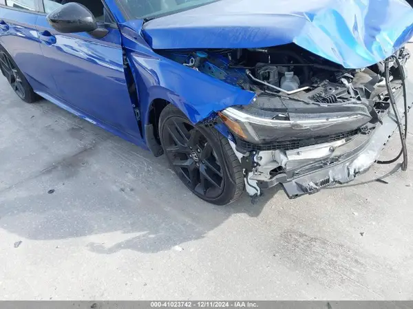 2HGFE2F51NH597805 2022 HONDA CIVIC - Image 1