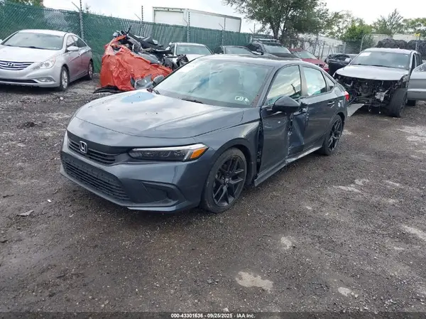 2HGFE2F51PH505000 2023 HONDA CIVIC - Image 2