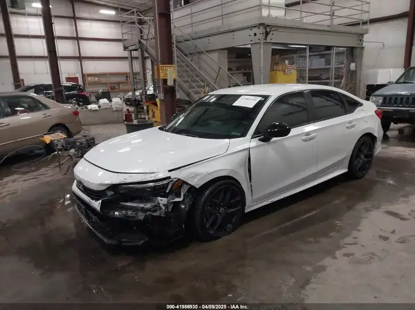 2HGFE2F51PH517583 2023 HONDA CIVIC - Image 2