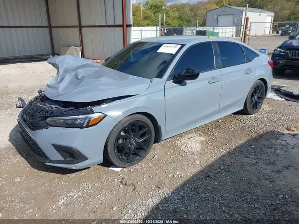 2HGFE2F51PH570266 2023 HONDA CIVIC - Image 2