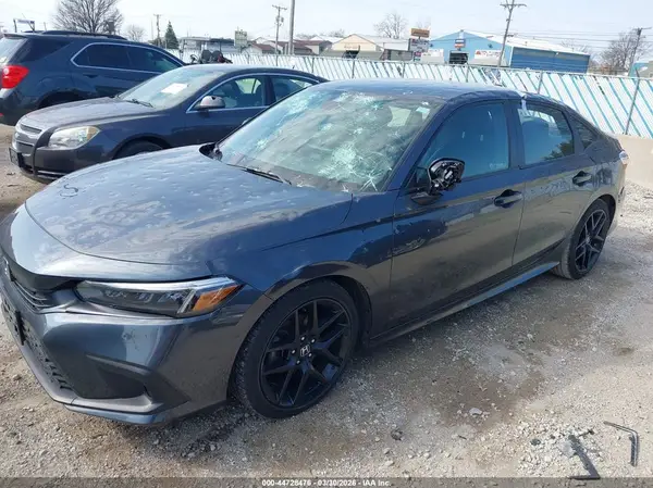 2HGFE2F51RH533687 2024 HONDA CIVIC - Image 2
