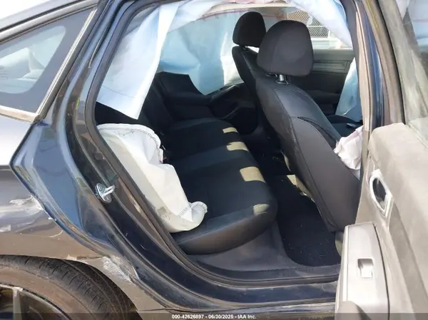 2HGFE2F51RH540560 2024 HONDA CIVIC - Image 8