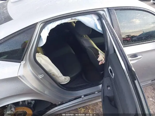 2HGFE2F51RH542504 2024 HONDA CIVIC - Image 8