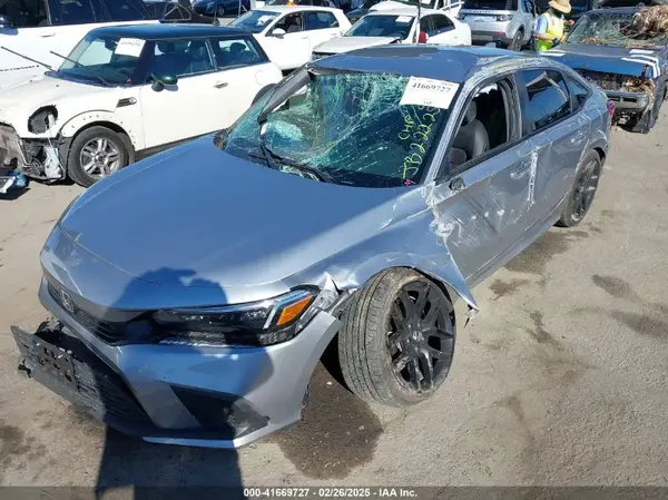 2HGFE2F51RH562414 2024 HONDA CIVIC - Image 2