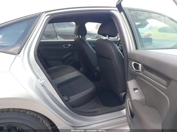2HGFE2F51TH533633 2026 HONDA CIVIC - Image 8