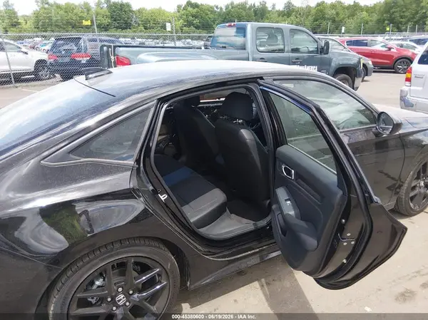 2HGFE2F51TH566096 2026 HONDA CIVIC - Image 8